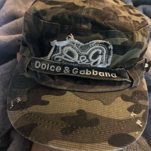 Camo dolce and Gabbana hat